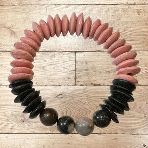Handmade Rhodonite Jasper Lava Rock Beaded Stretch Bracelet Pink Black 7 Inch